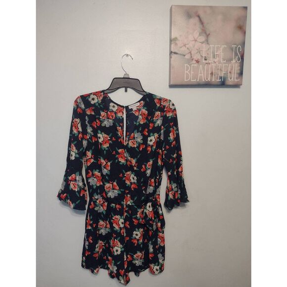 Carolina Belle Size 4 Navy Blue Floral Romper - Picture 1 of 3